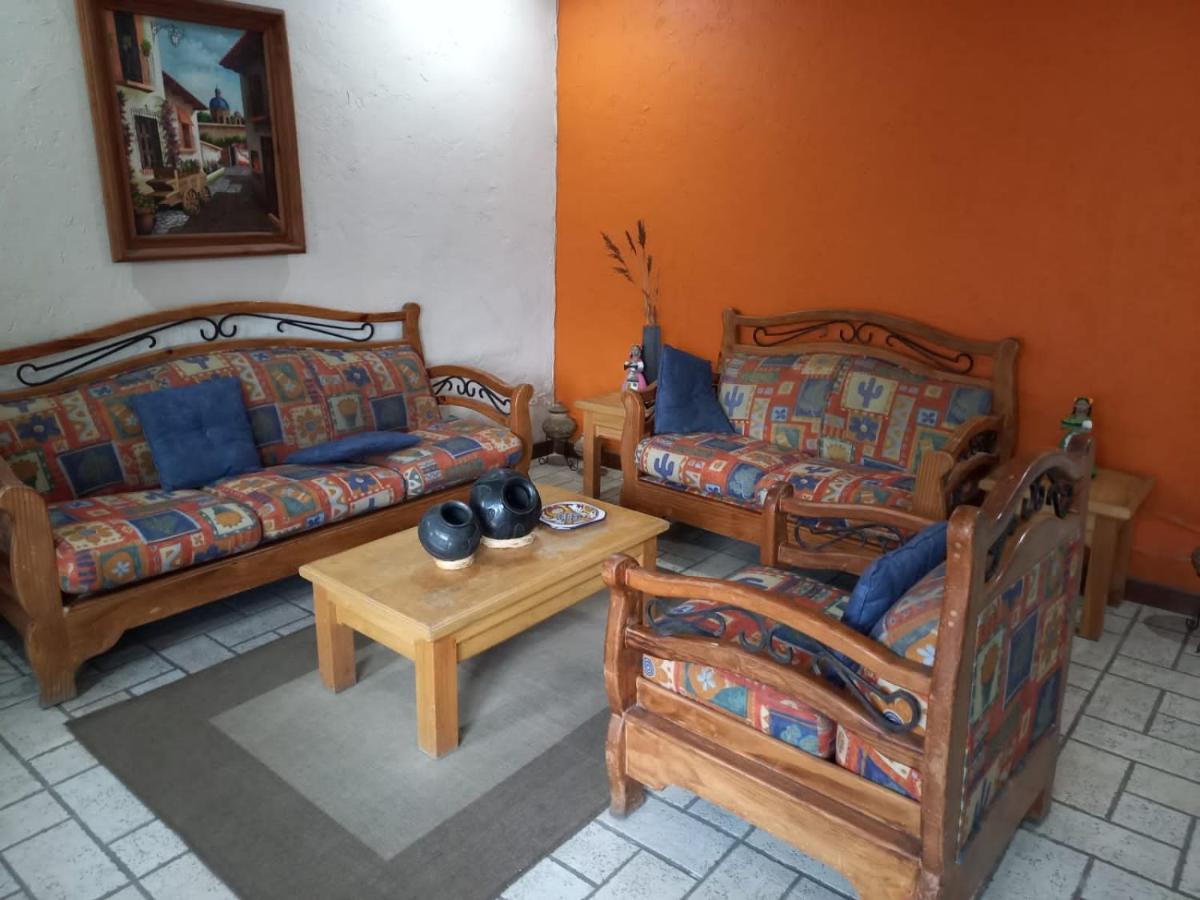Home Stay Maria Hidalgo del Parral Bagian luar foto